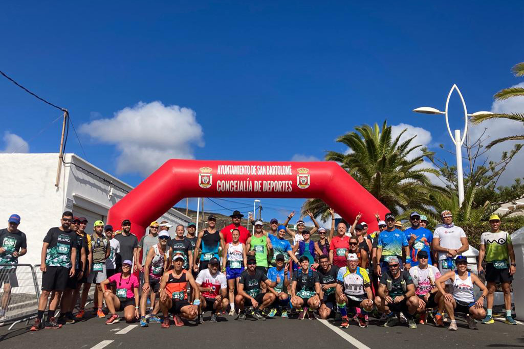 Vertical Montaña Blanca: A Thrilling Trail Run Experience in Lanzarote with Four Modalities